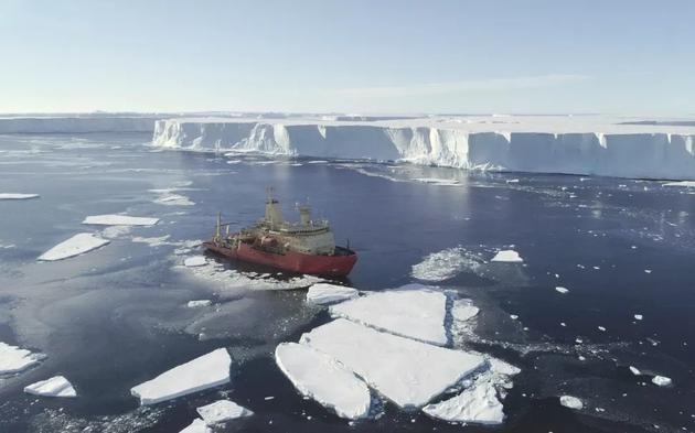 无人潜艇发现南极洲末日冰川恐将脱离大陆